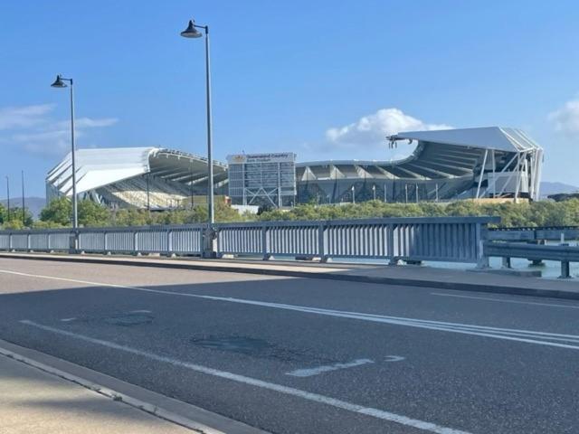 City Stadium Apartment 3 تاونسفيل المظهر الخارجي الصورة